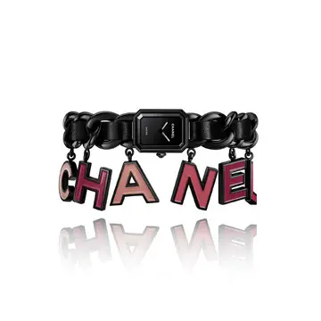 シャネル「プルミエール チャーム BLUSH」