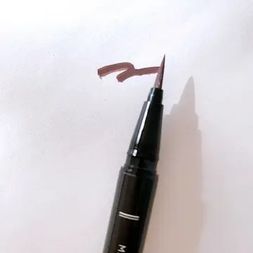 etvos(エトヴォス）のアイライナーは、限定色の優しいピンクグレージュがおすすめ