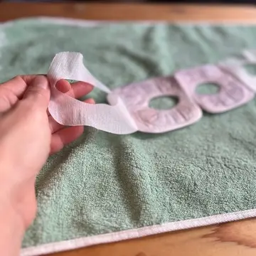 hemle　3COINS　保湿グローブ　アイボリー　レーヨン/シルク混　タッチパネル対応　手首ゆったりゴム