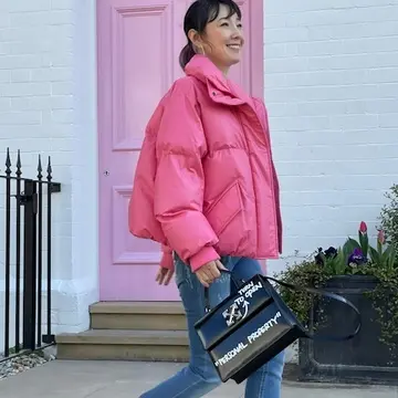 Chelsea London
MM6 Maison Maargiela Off-White