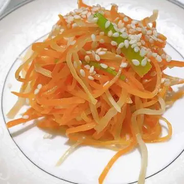 西太后の精進料理　
　　　　　人参の炒め物