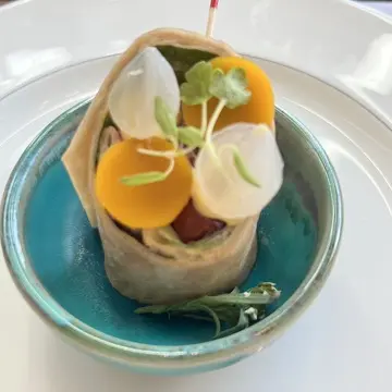 グリル和牛サーロイントルティーヤラップBBQソース　マンゴーとベルペッパー