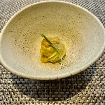 シンクロニアディシンジハラダのお料理