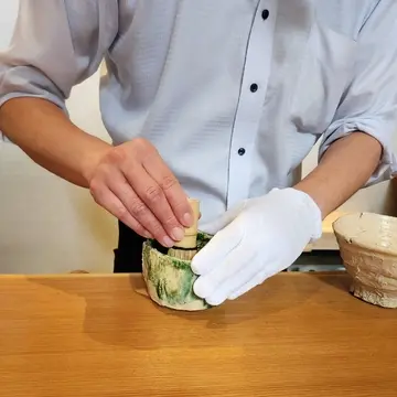 茶筅でシャカシャカ。