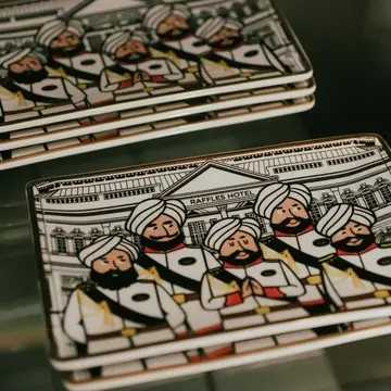 Raffles Porcelain Tray