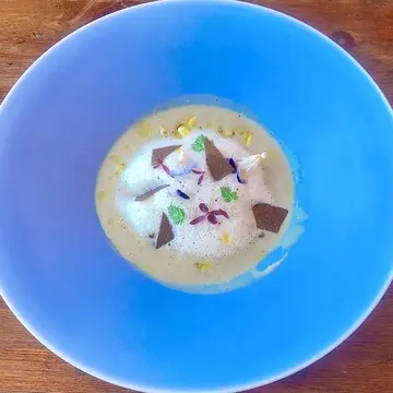 とうもろこしの冷たいスープ