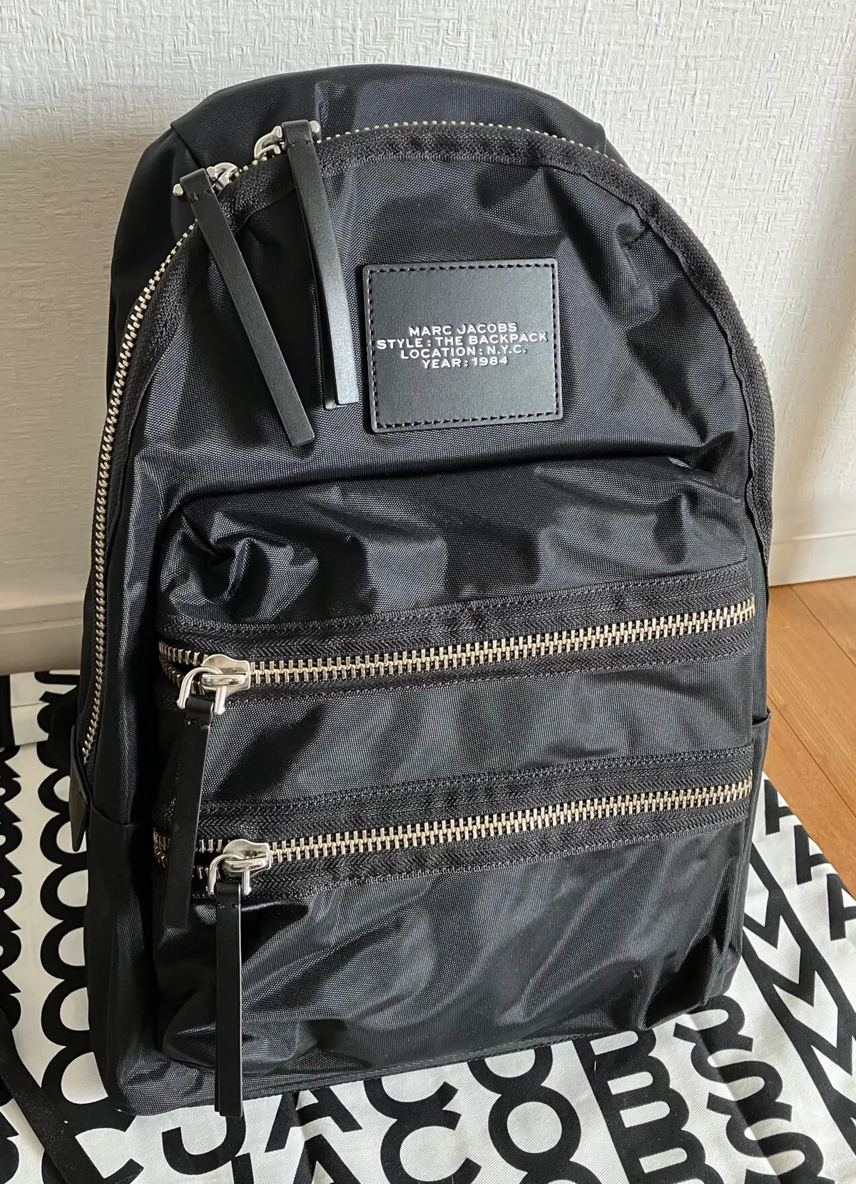 マークジェイコブス　MARC JACOBS
ザ バイカー ナイロン バックパック ラージ　黒リュック　パックパック　財布　ザ ジップ アラウンド ウォレット　