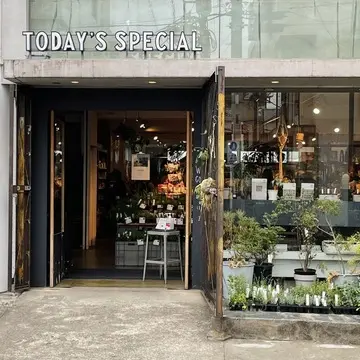 TODAY'S SPECIAL（トゥデイズスペシャル）入り口写真