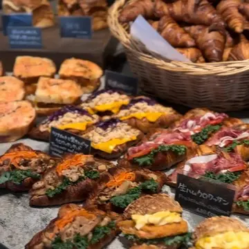 【中目黒の行列パン屋さん】で大人気パンブランチ
