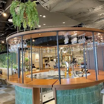 アルコールが大丈夫になったらバーカウンターに