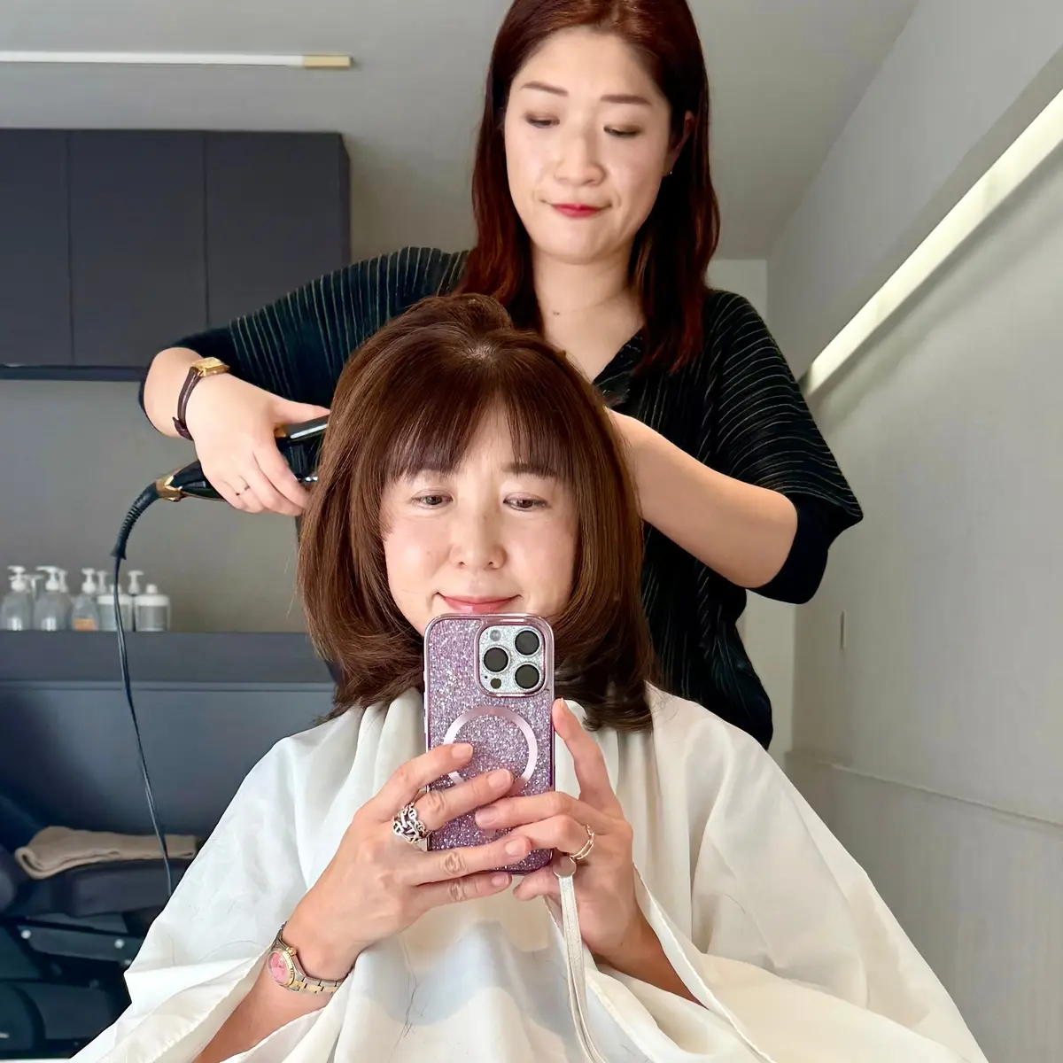 半年ぶりの美容院で軽やかミディアムレイヤの画像_4