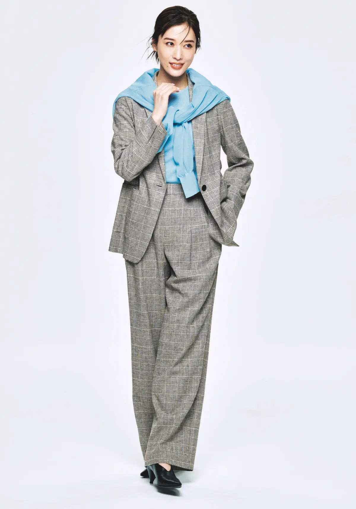 オーセンティック柄のジャケット＆パンツを気負いなく着るのも大人の愉しみ