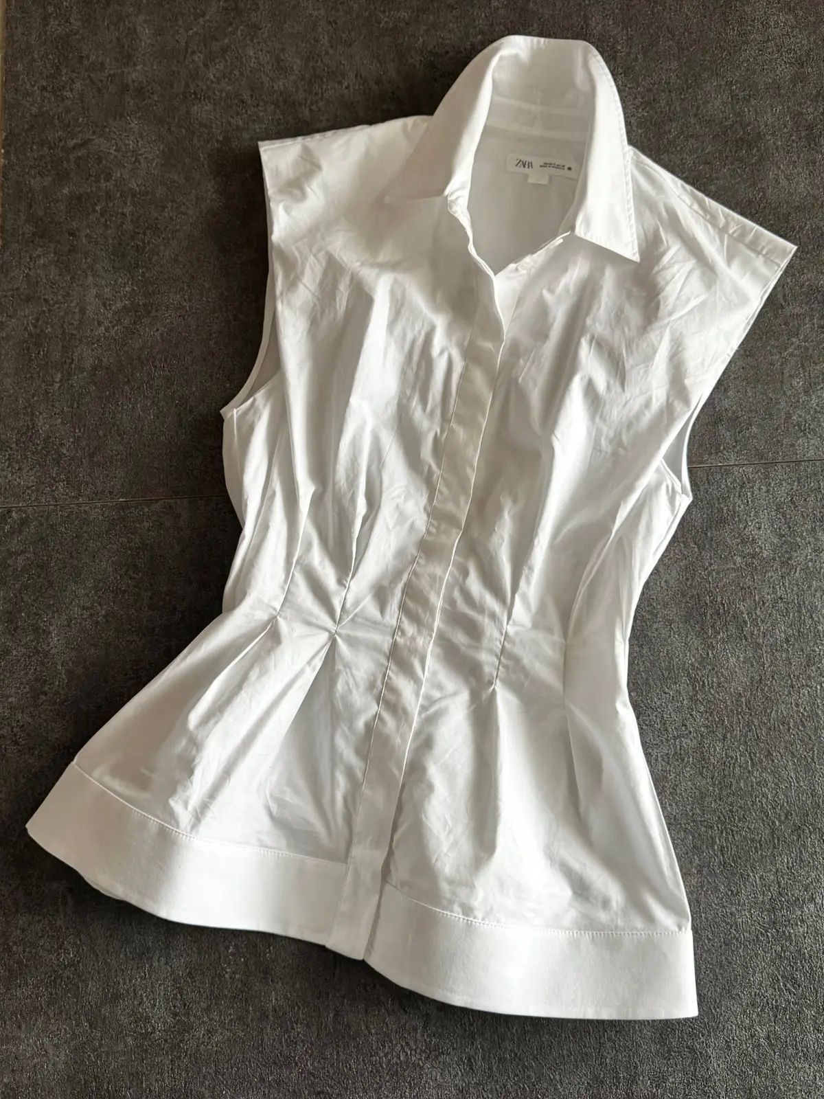 ZARA 白ブラウス 