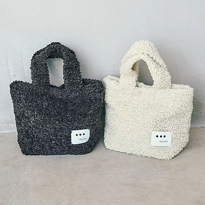 three dots×eclat
【別注】プードルボアバッグ
￥17,600