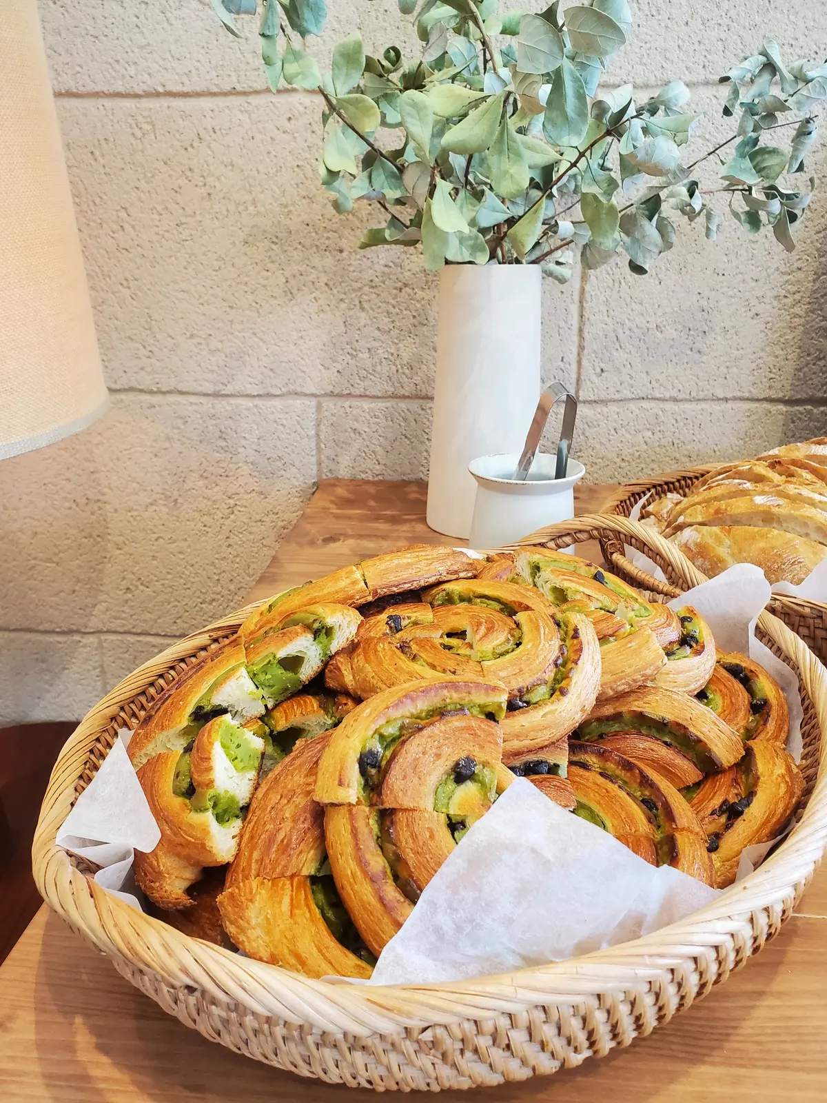 新緑の季節、春の軽やかなシアー×ラメコーの画像_2