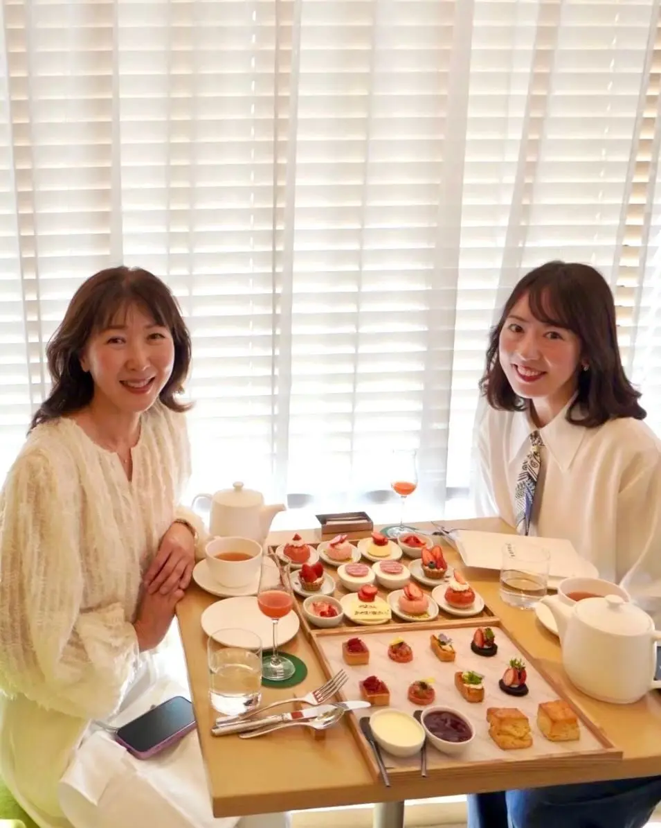 トレイスタイルのエディション銀座のアフタヌーンティー。可愛いお友達と2人で