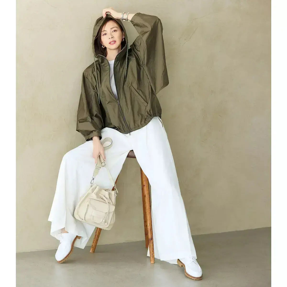 ショート丈アウター