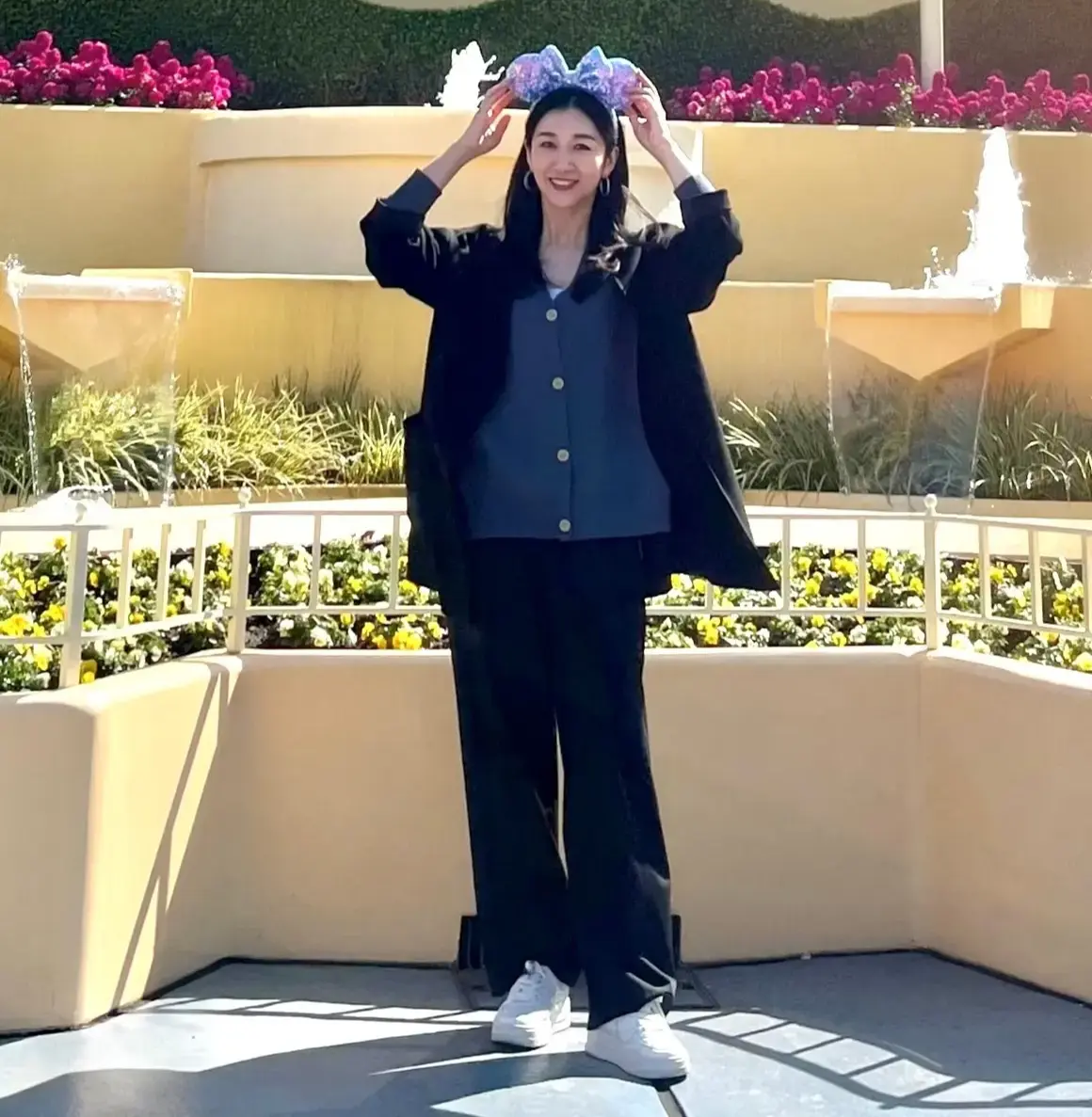 ユニクロの「タックワイドパンツ」