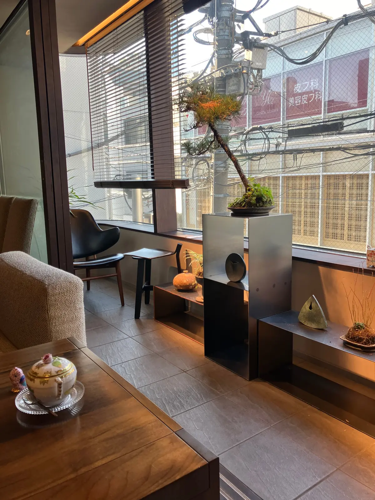 サロンドデラヴォンドで優雅なティータイムの画像_2