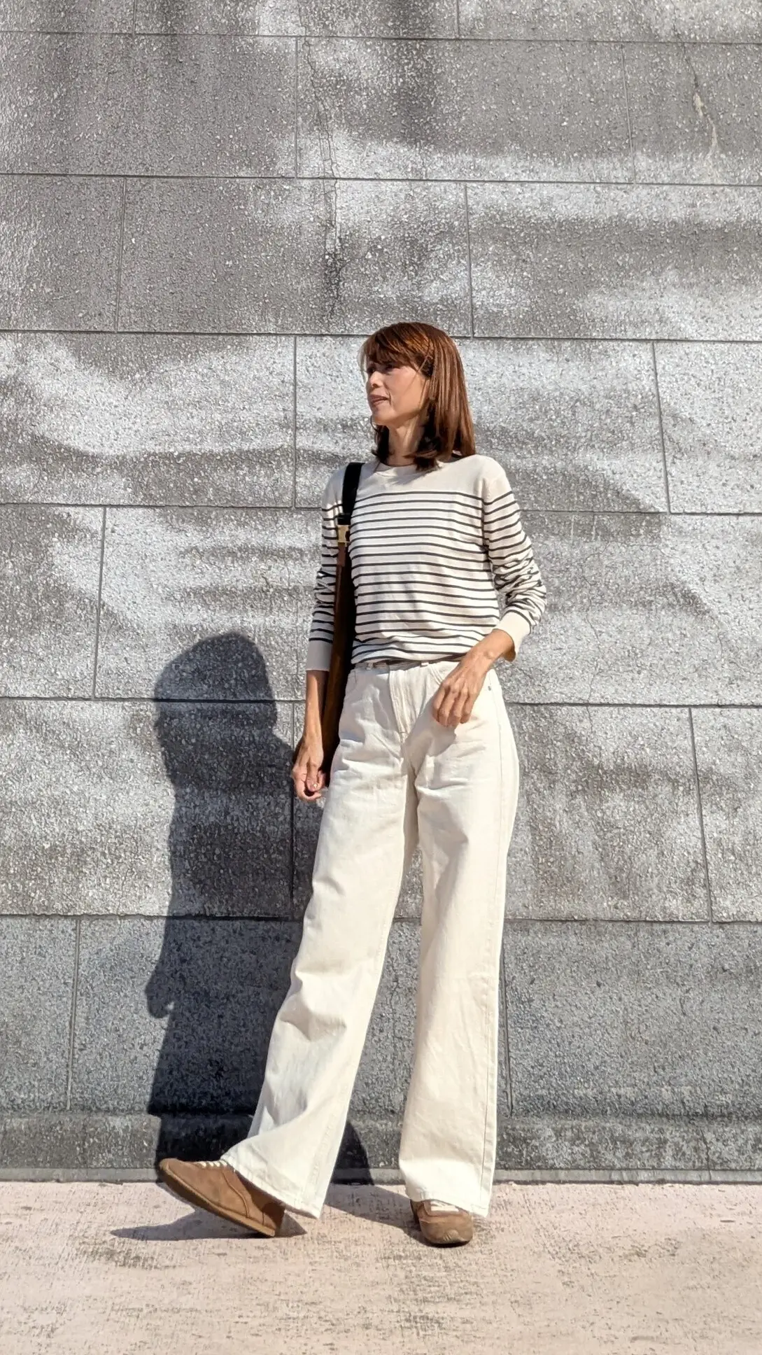 ホワイトデニムコーデ　ボーダーニット