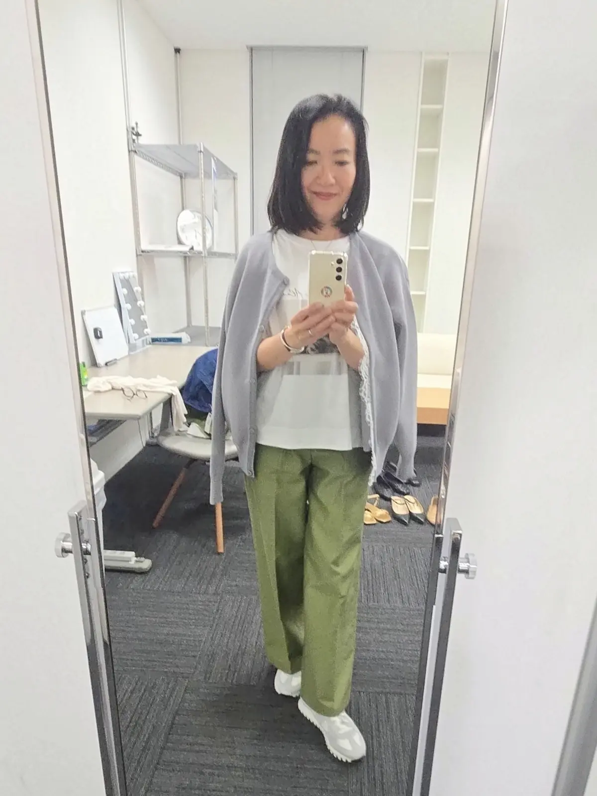 コーディネートで振り返る3月～トレンチコの画像_16