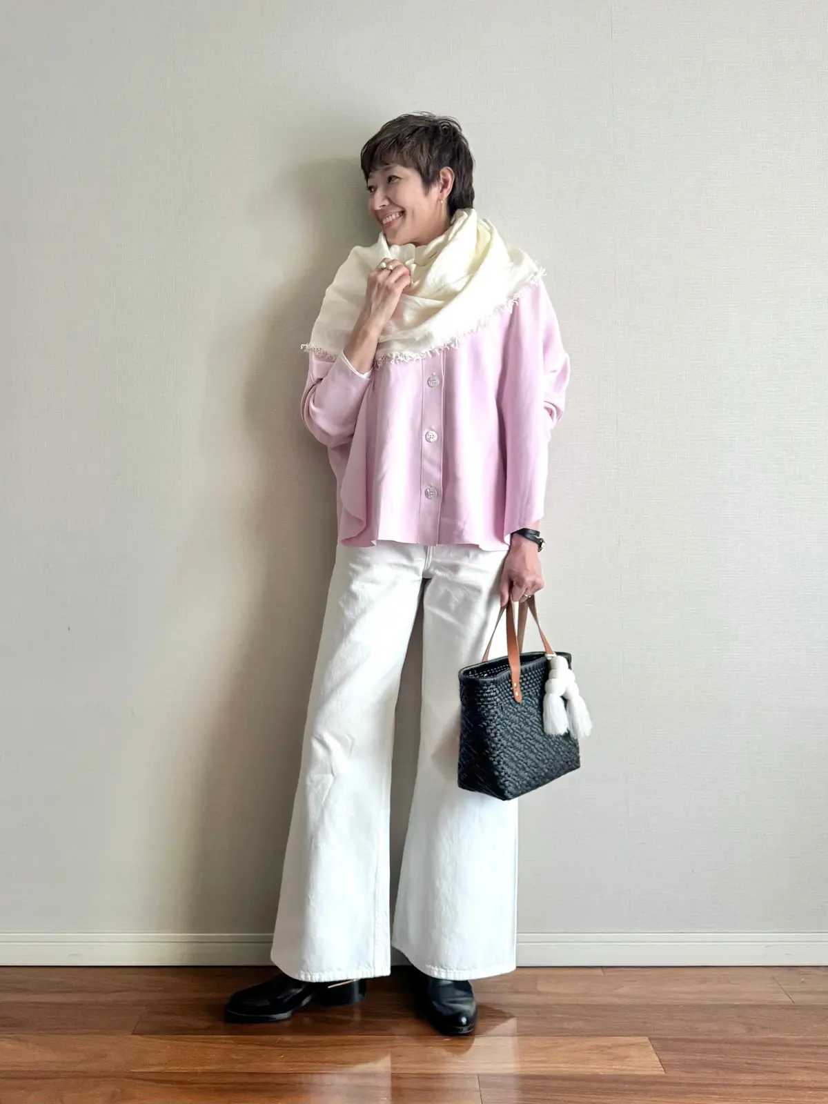 ユニクロ ローライズワイドデニム コーデ 04