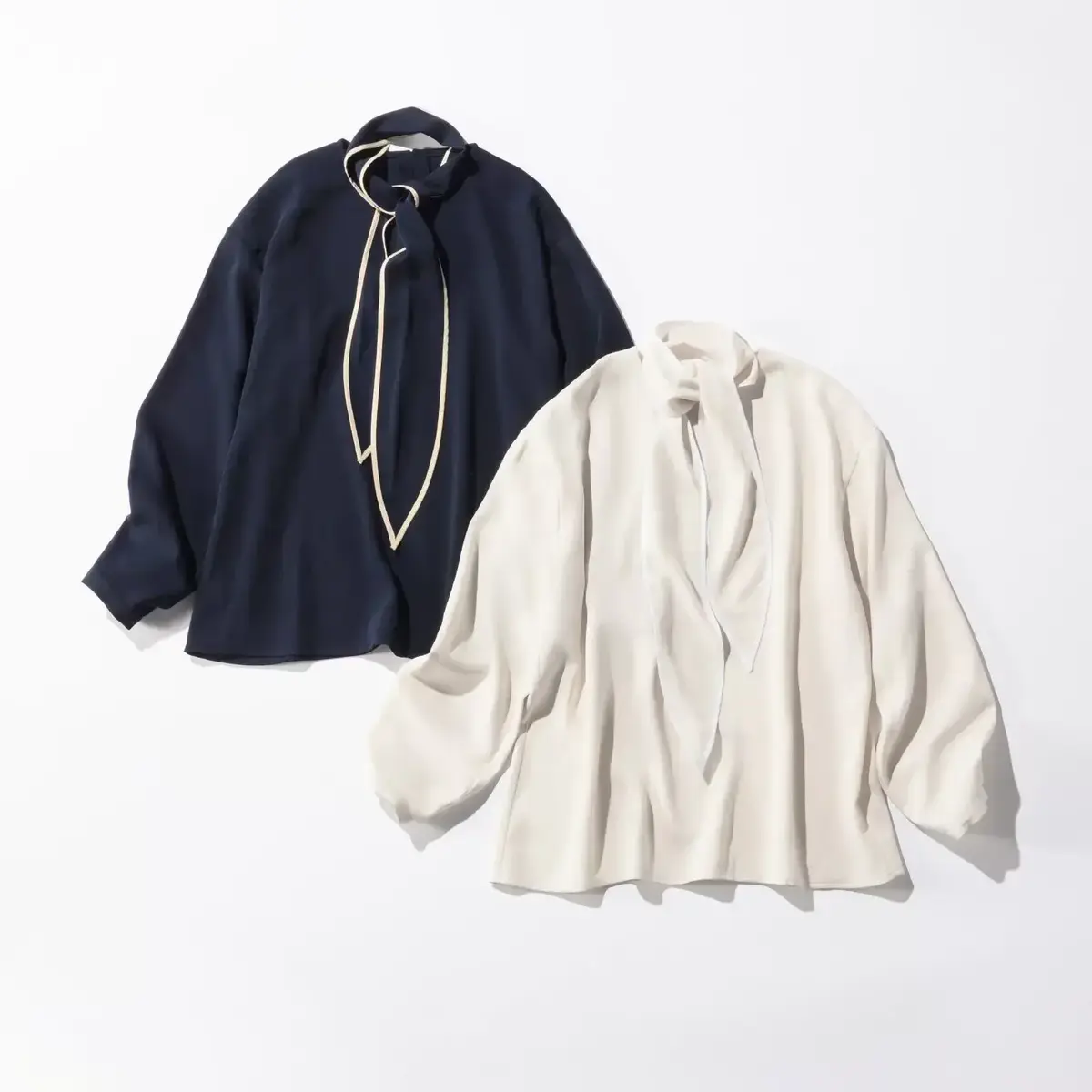 【とろみ】スカーフつきブラウス