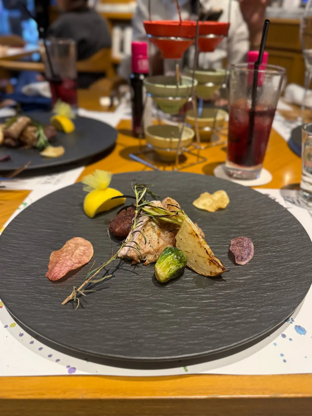 トラットリア庭　料理写真　メイン料理