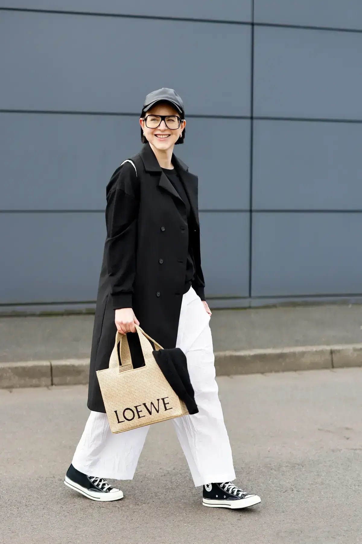 スニーカー 小物＆レイヤードが好アクセント春コーデ