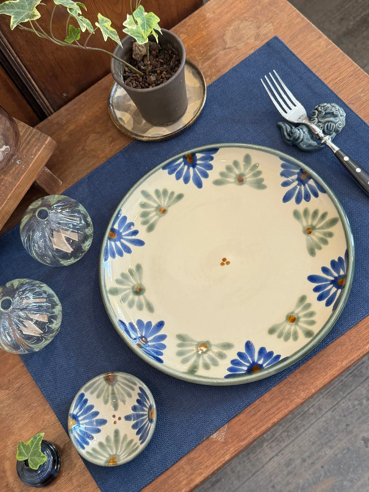 Kamany(カマニー)　壺屋やちむん通り