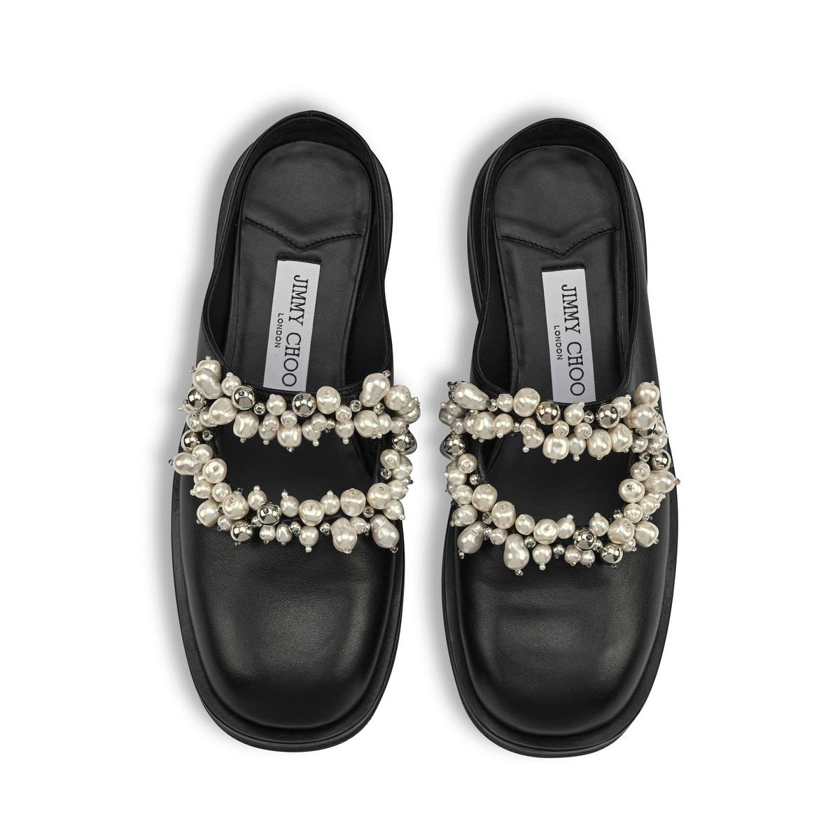 靴 イングリッド フラット ¥216,700 ジミー チュウ