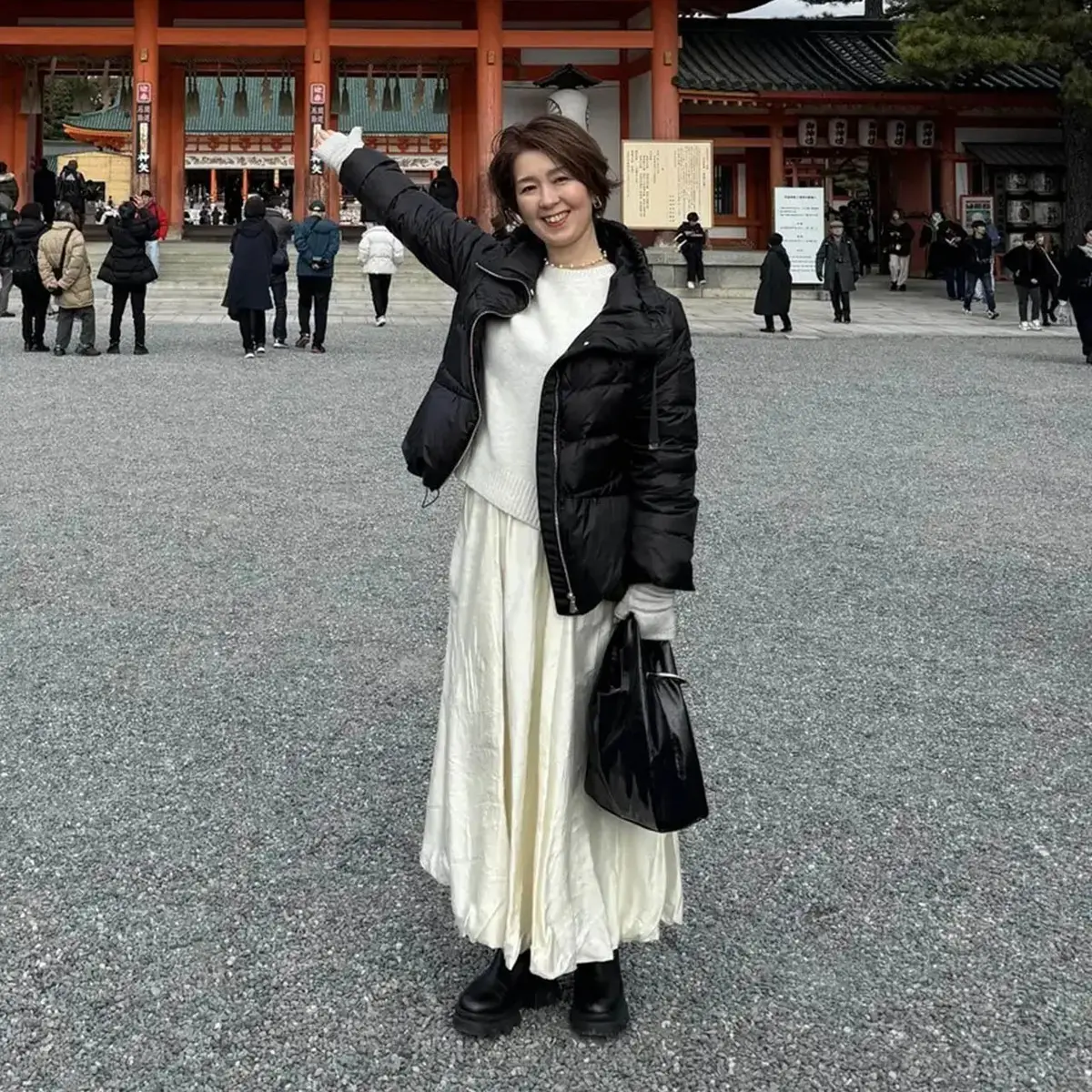 【ユニクロ ニット愛用】エクラ華組  根本有加里さん