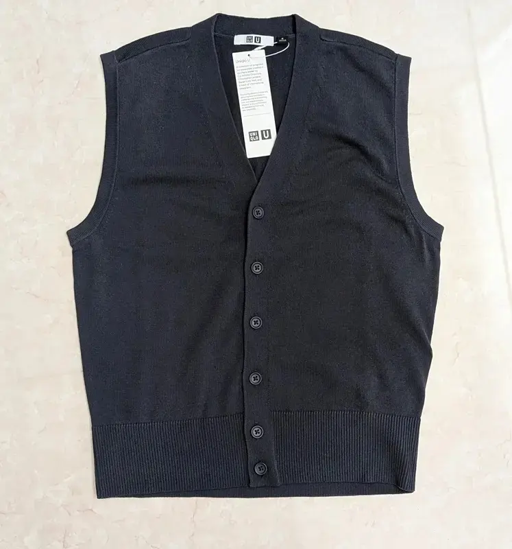 Uniqlo U　ニットベスト