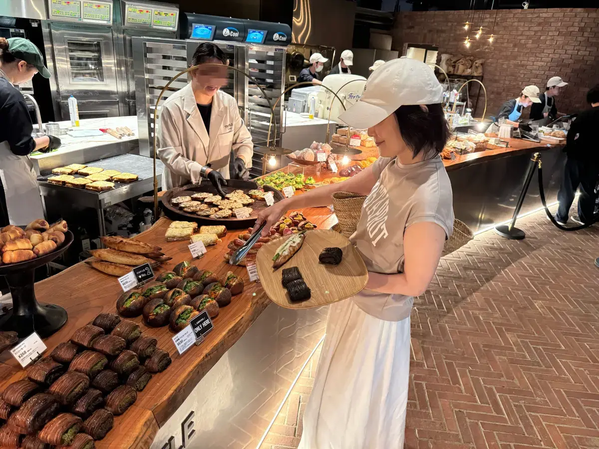 TruffleBAKERY 南八ヶ岳 パンと水の研究所