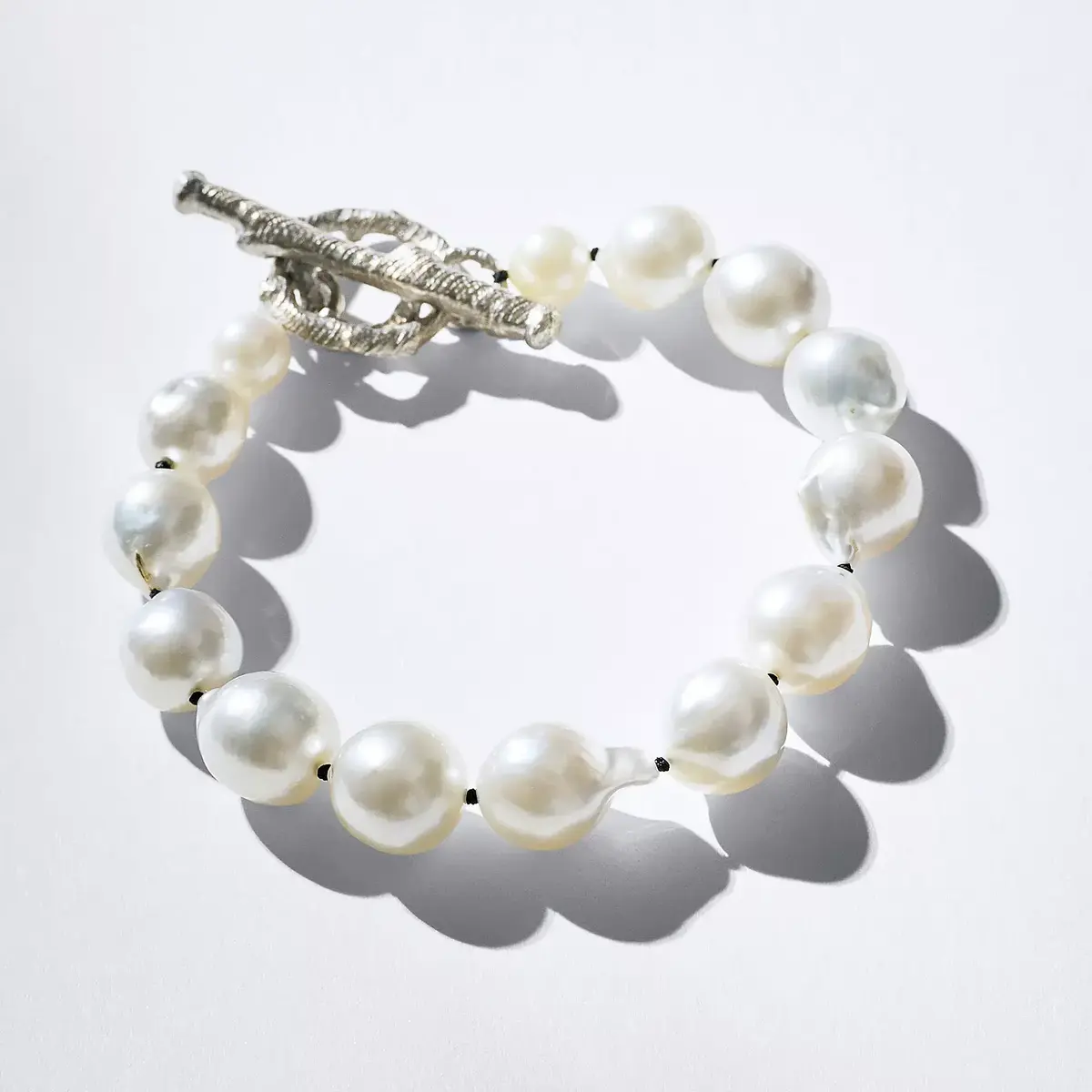 明るい日射しに映える逸品ジュエリーを別注の画像_3