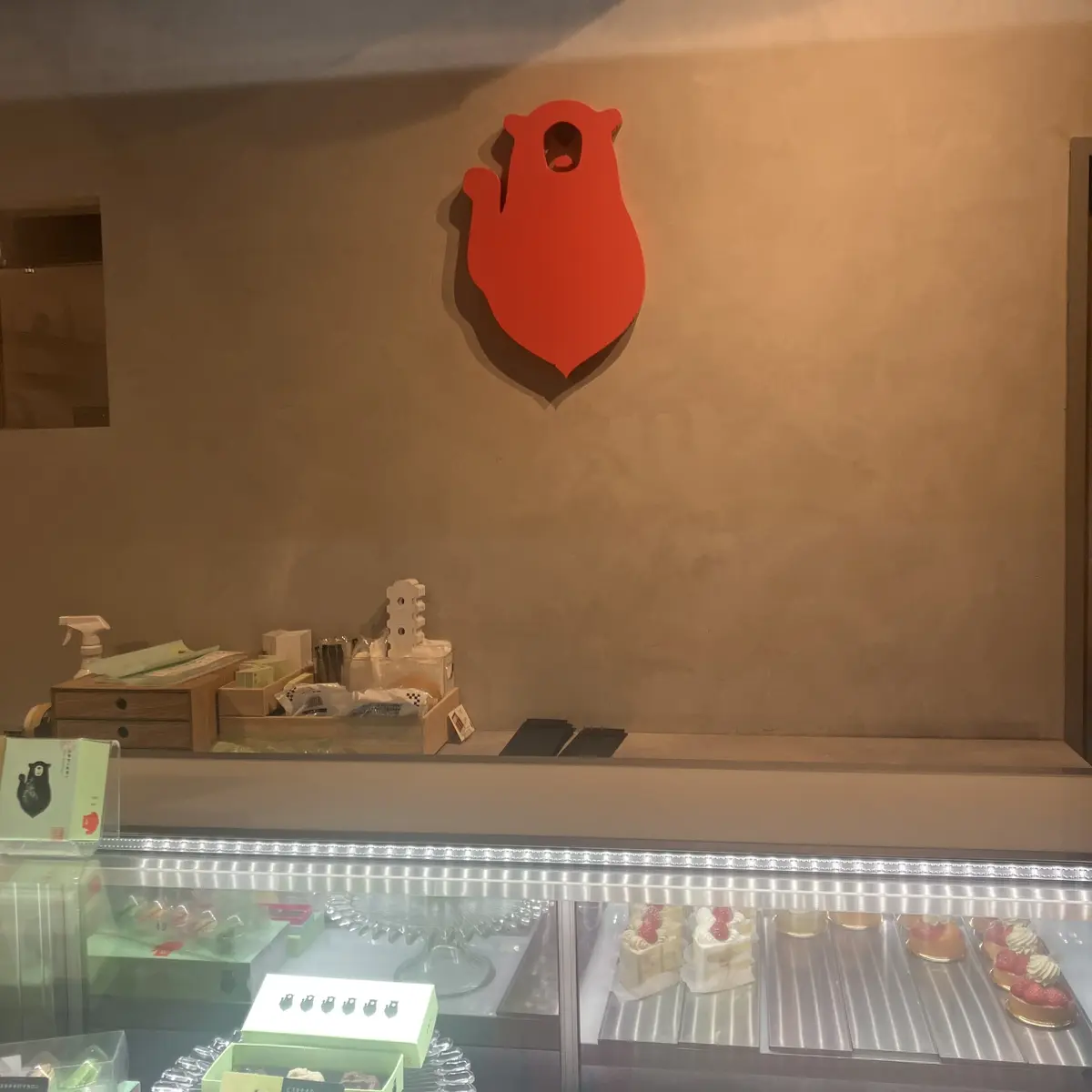 北海道の名物夜パフェと名店のコーヒーの画像_2