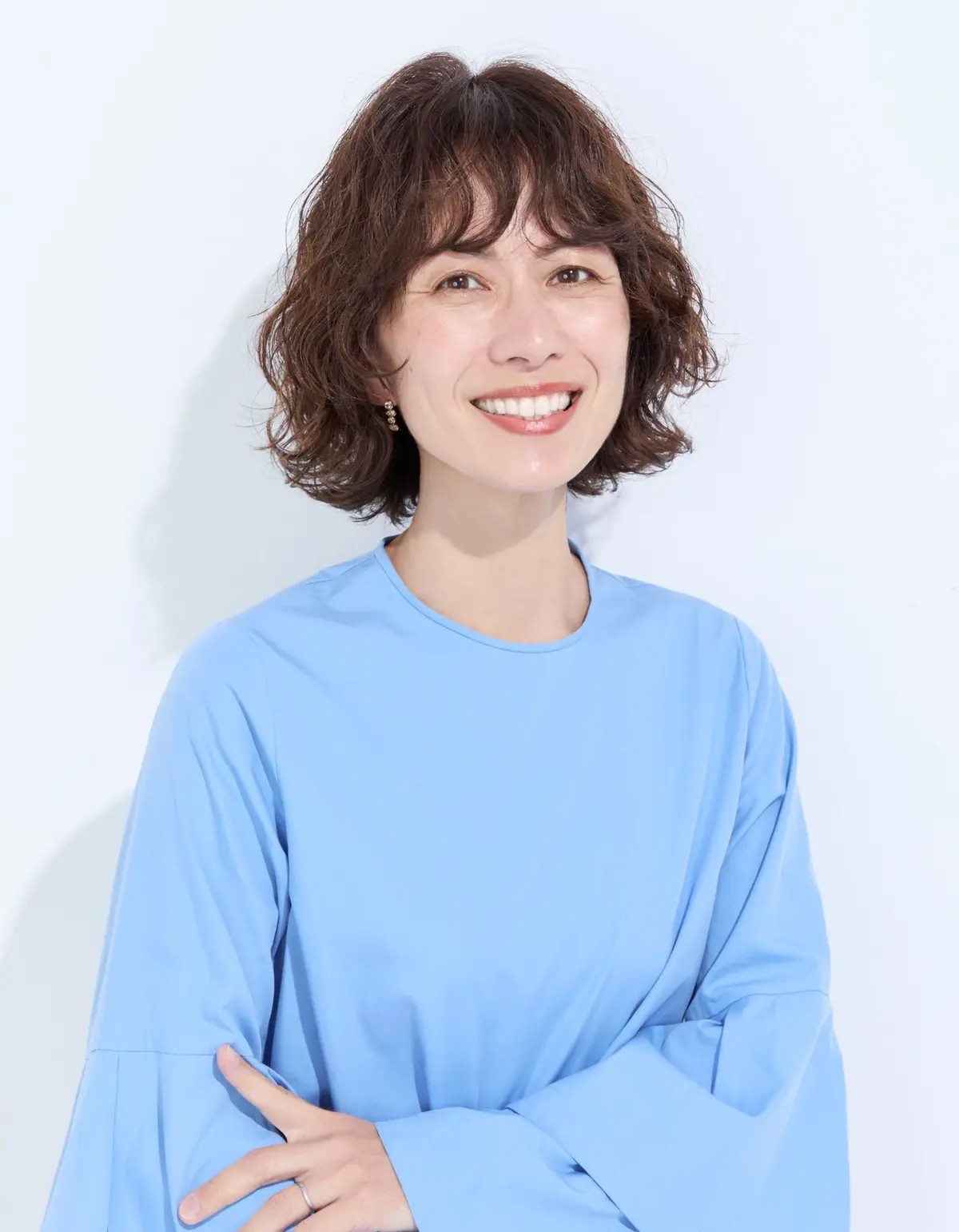 Webエクラ 前から見たボブヘアスタイル　40代 50代 髪型