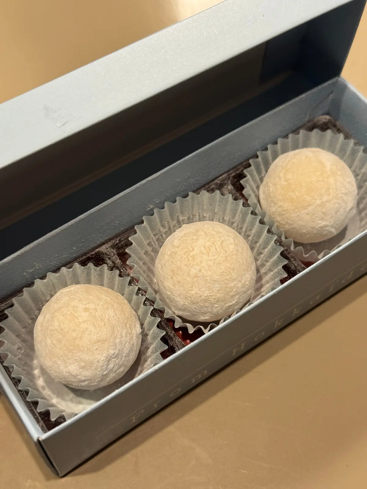 ロイズチョコレートワールド　牛乳トリュフ