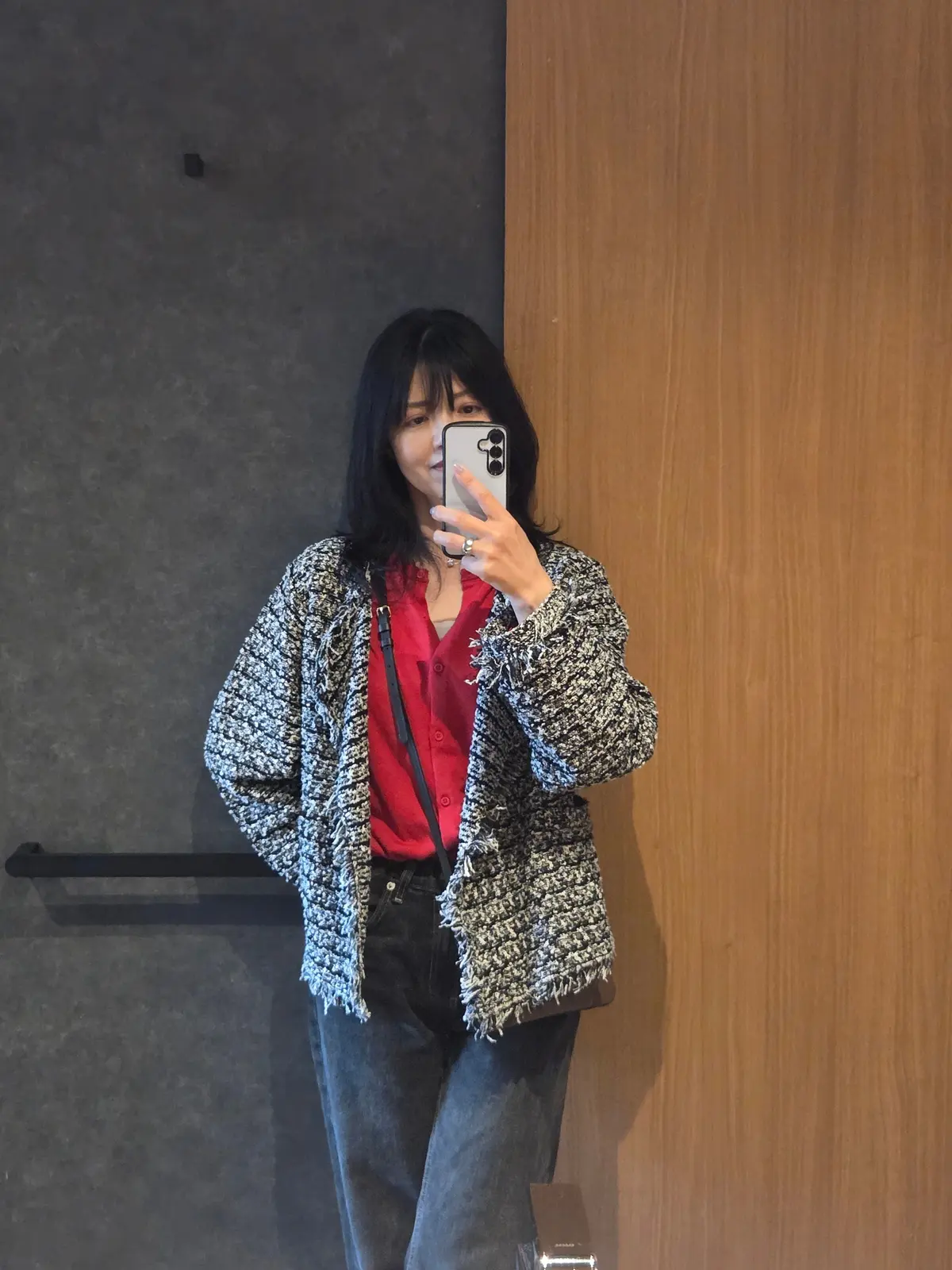 4月、何羽織る?春に大活躍のツイードジャの画像_4