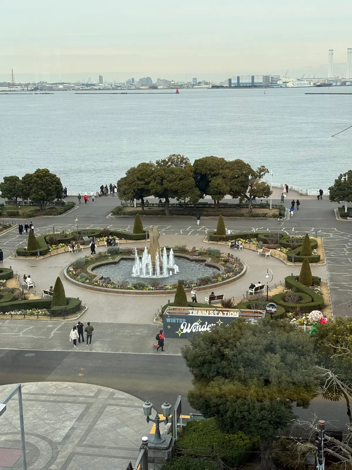 横浜で「絶景とともに楽しむ苺アフタヌーンの画像_3