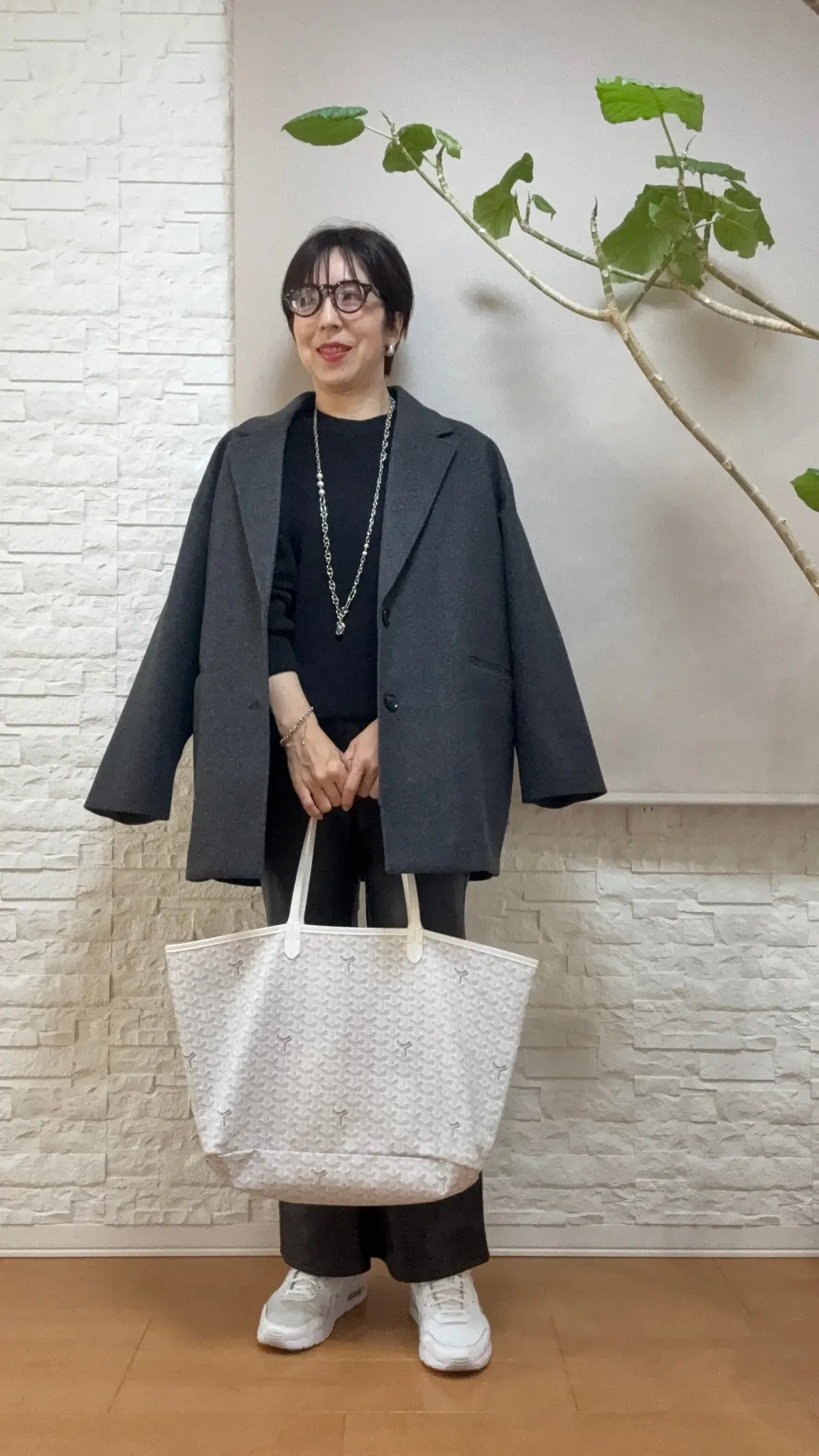 50代GUレザーパンツコーデの画像_3