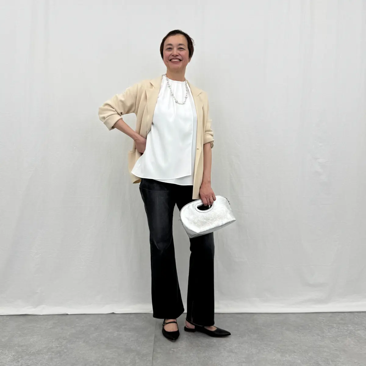 three dots×eclat ニットジャケット ￥27,500を着用したチームJマダムぶんかさん