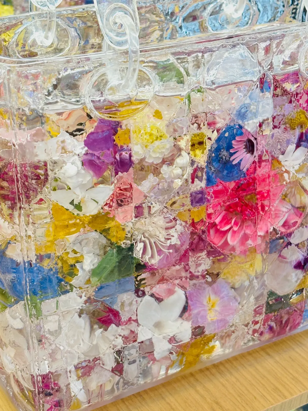 東信 ディオール バンブー パビリオン カフェ　代官山