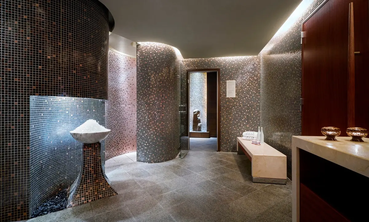 スパ＆ウェルネスペニンシュラ東京 スパ 内観 大人のひとり旅