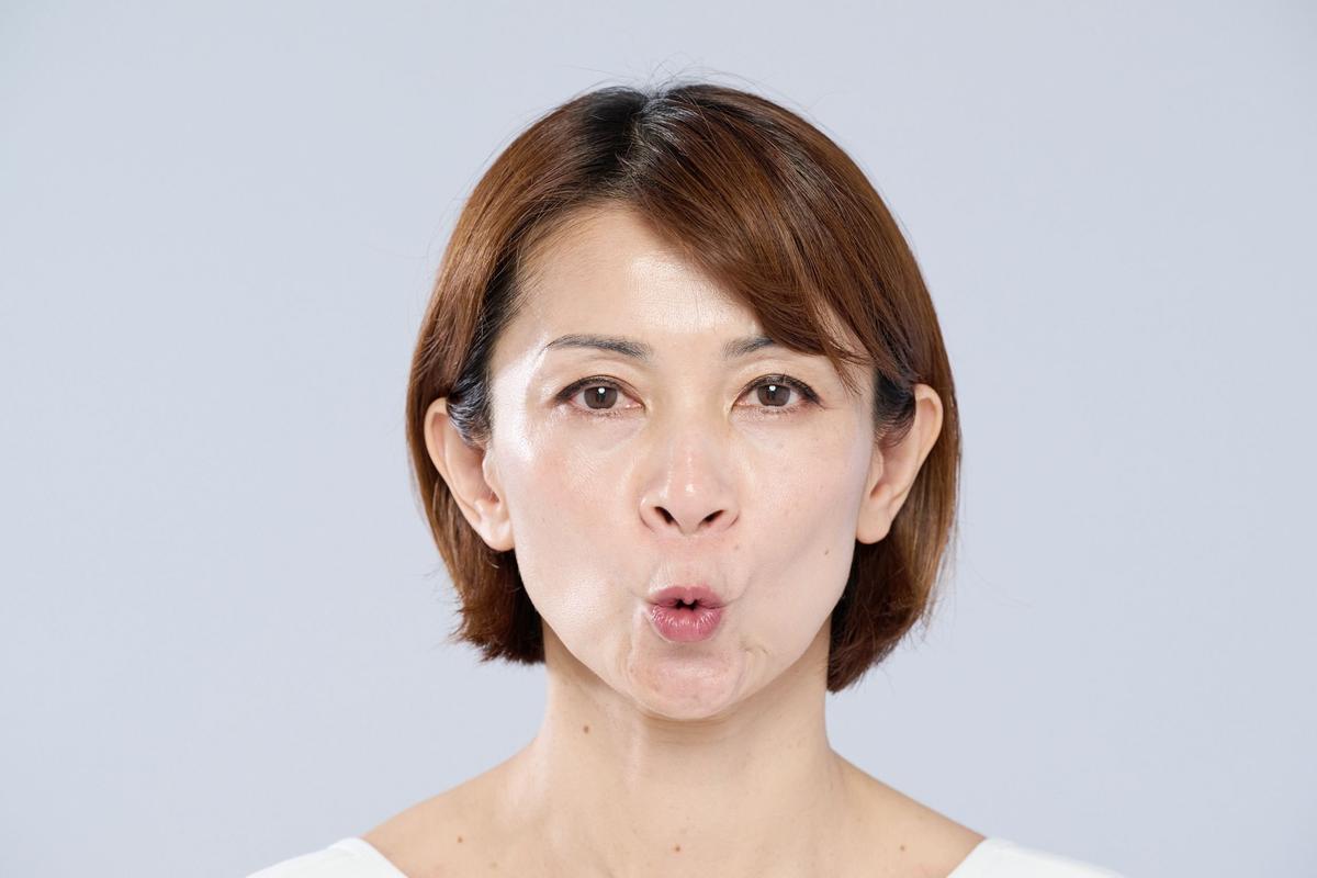 顔ヨガ　ほうれい線　NG