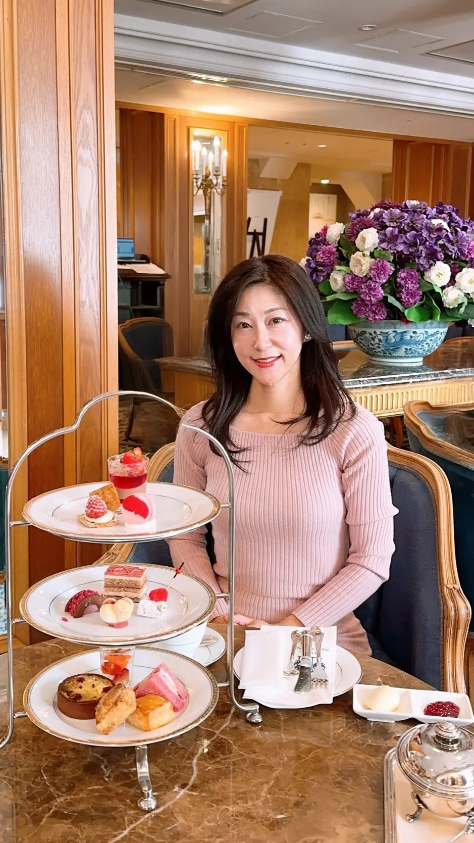 横浜の名門ホテルで苺のアフタヌーンティーの画像_1
