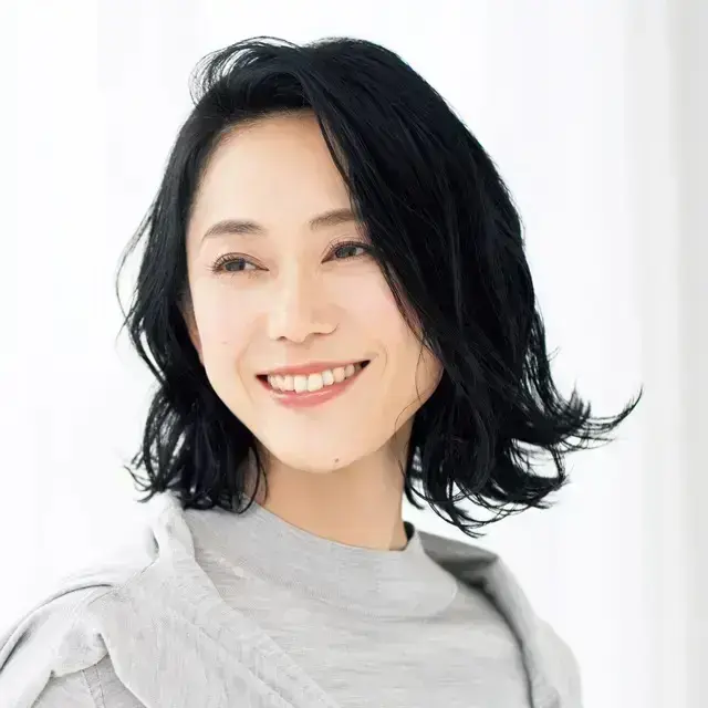 ランダムパーマで今どきミディアム