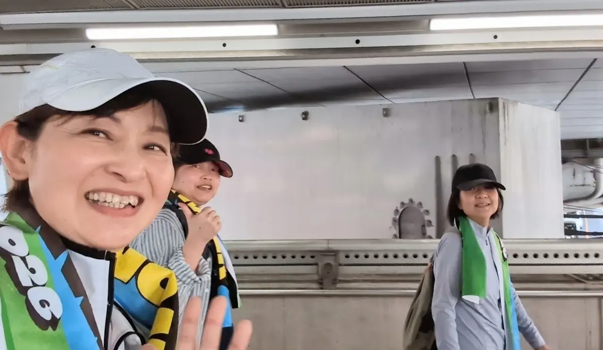 ハーバーを歩く