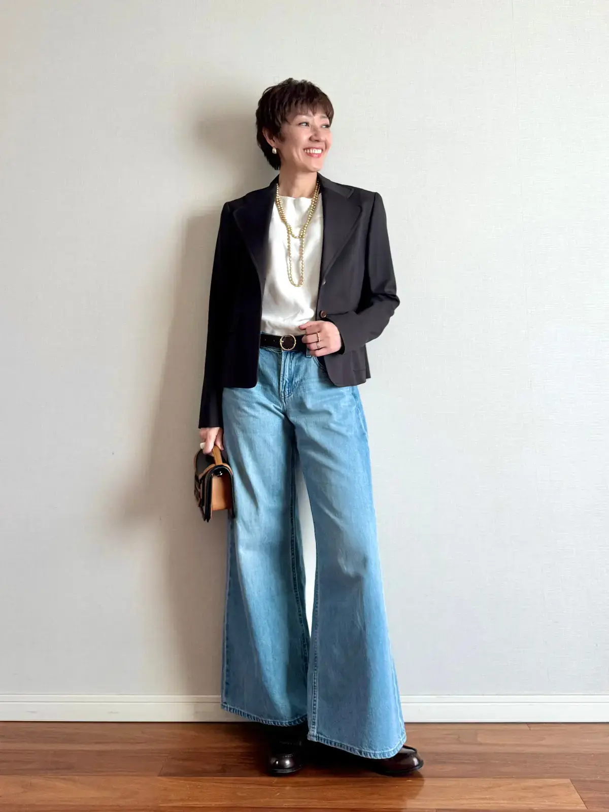 細谷奈弓さん　デニム