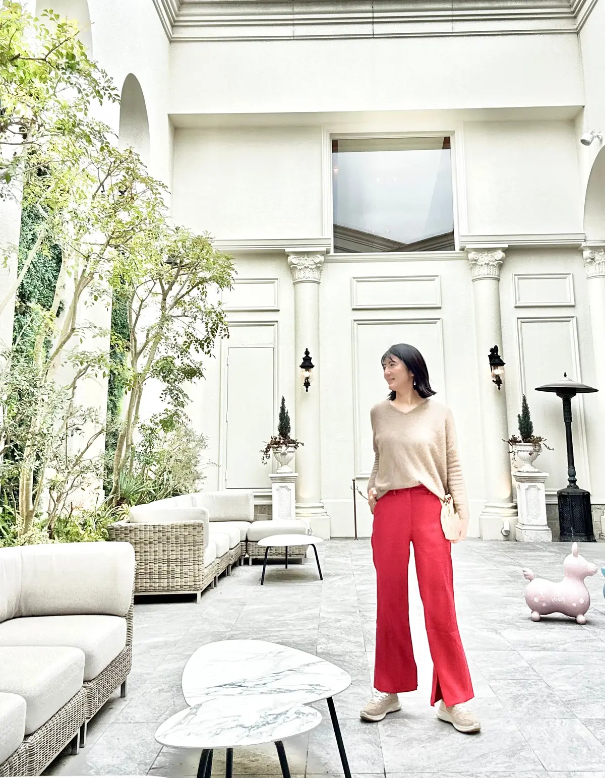 プチプラ赤いパンツで、ちょっと縁起を担いの画像_2